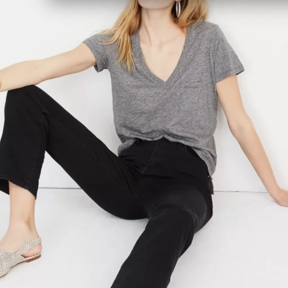 Madewell ~ Grey Cotton V-neck Pocket Tee